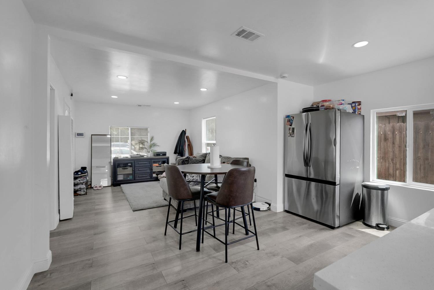 1694 ELM Ave, Atwater, CA 95301