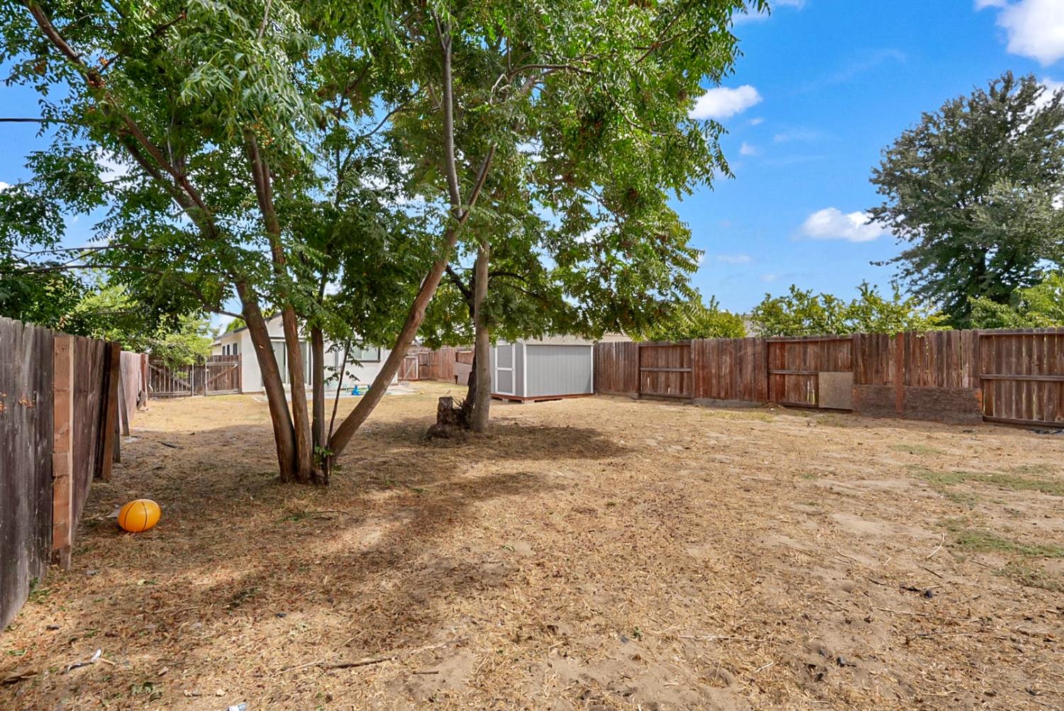 1694 ELM Ave, Atwater, CA 95301
