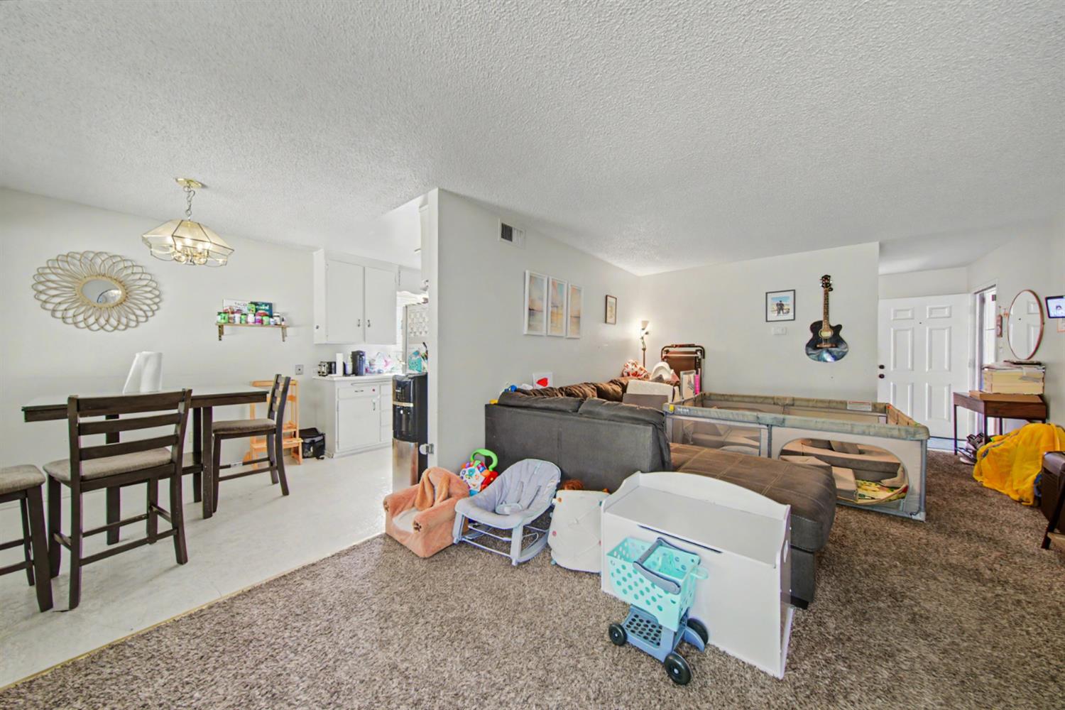 1533 1535 W Rumble Rd, Modesto, CA 95350