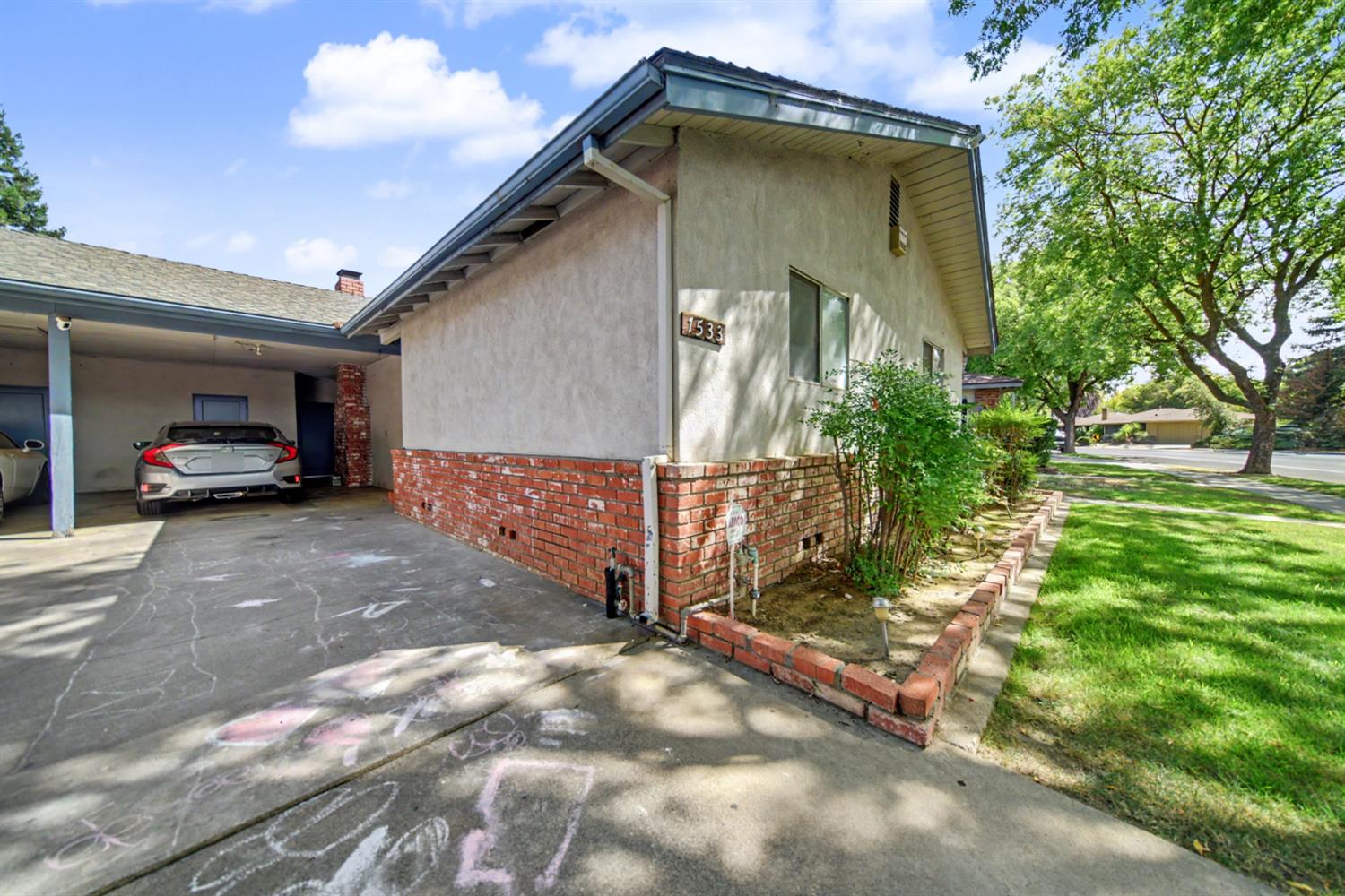 1533 1535 W Rumble Rd, Modesto, CA 95350