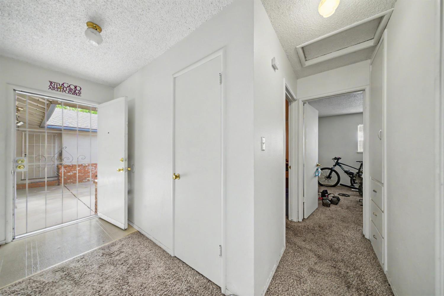 1533 1535 W Rumble Rd, Modesto, CA 95350