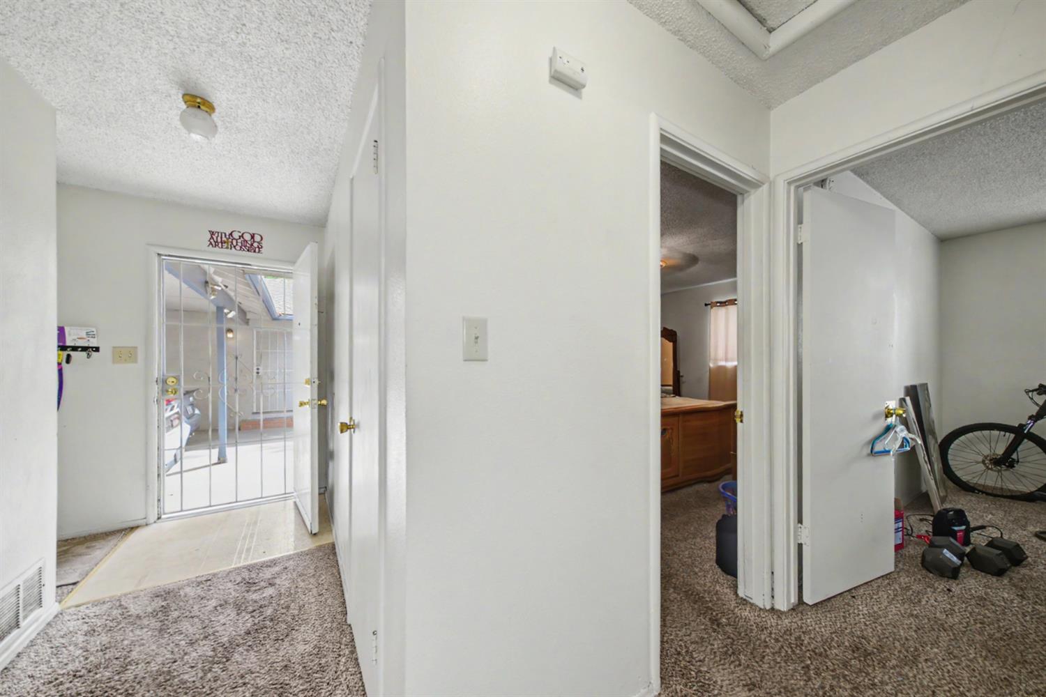 1533 1535 W Rumble Rd, Modesto, CA 95350