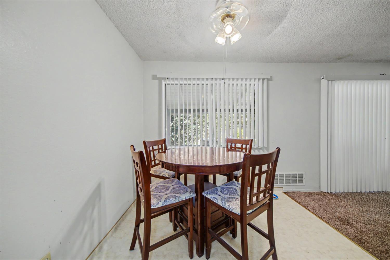 1533 1535 W Rumble Rd, Modesto, CA 95350
