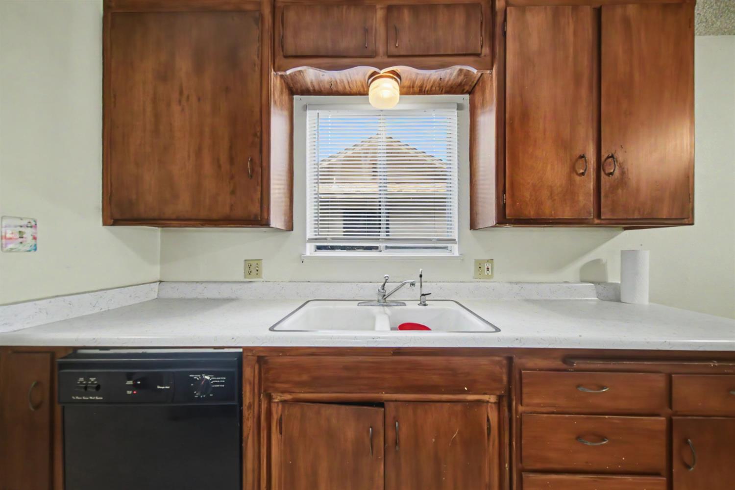 1533 1535 W Rumble Rd, Modesto, CA 95350