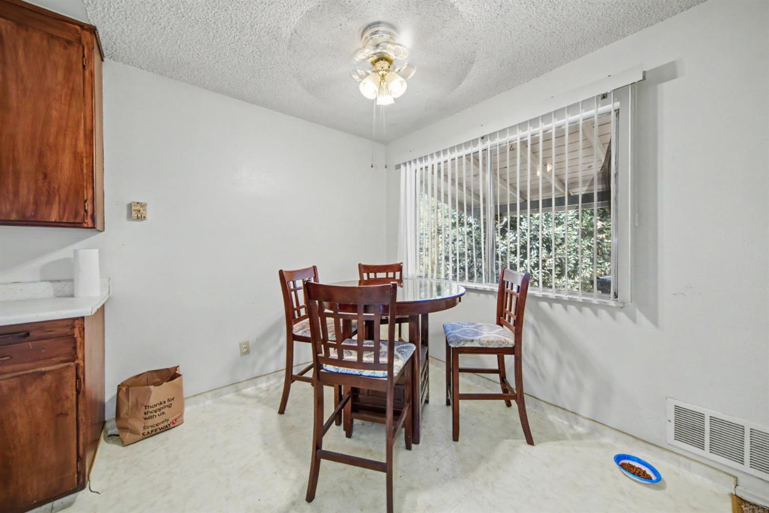 1533 1535 W Rumble Rd, Modesto, CA 95350