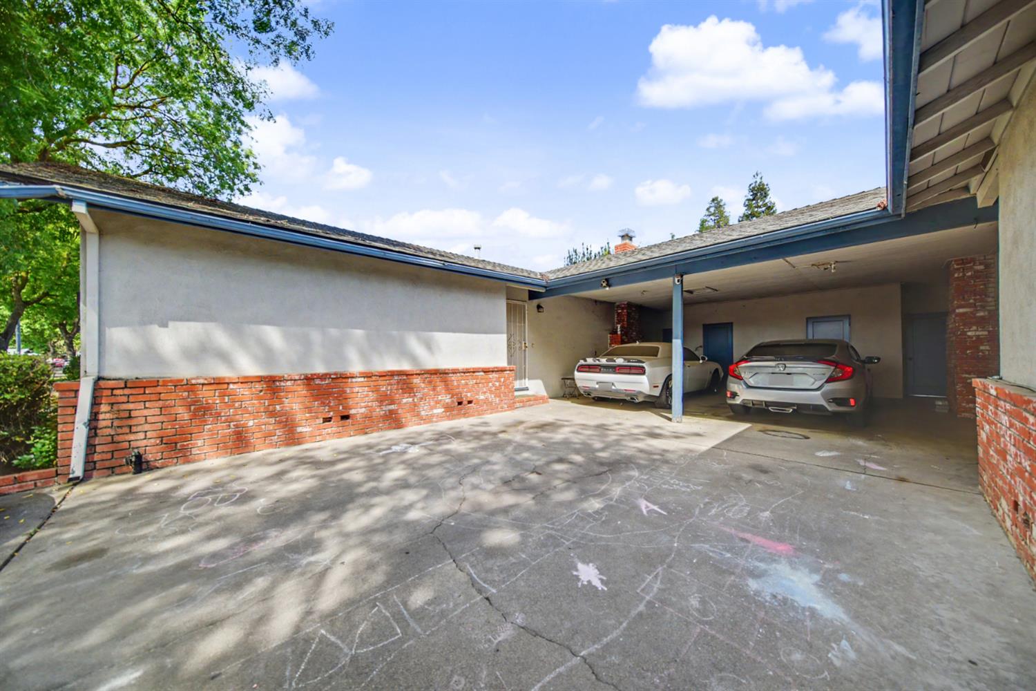 1533 1535 W Rumble Rd, Modesto, CA 95350