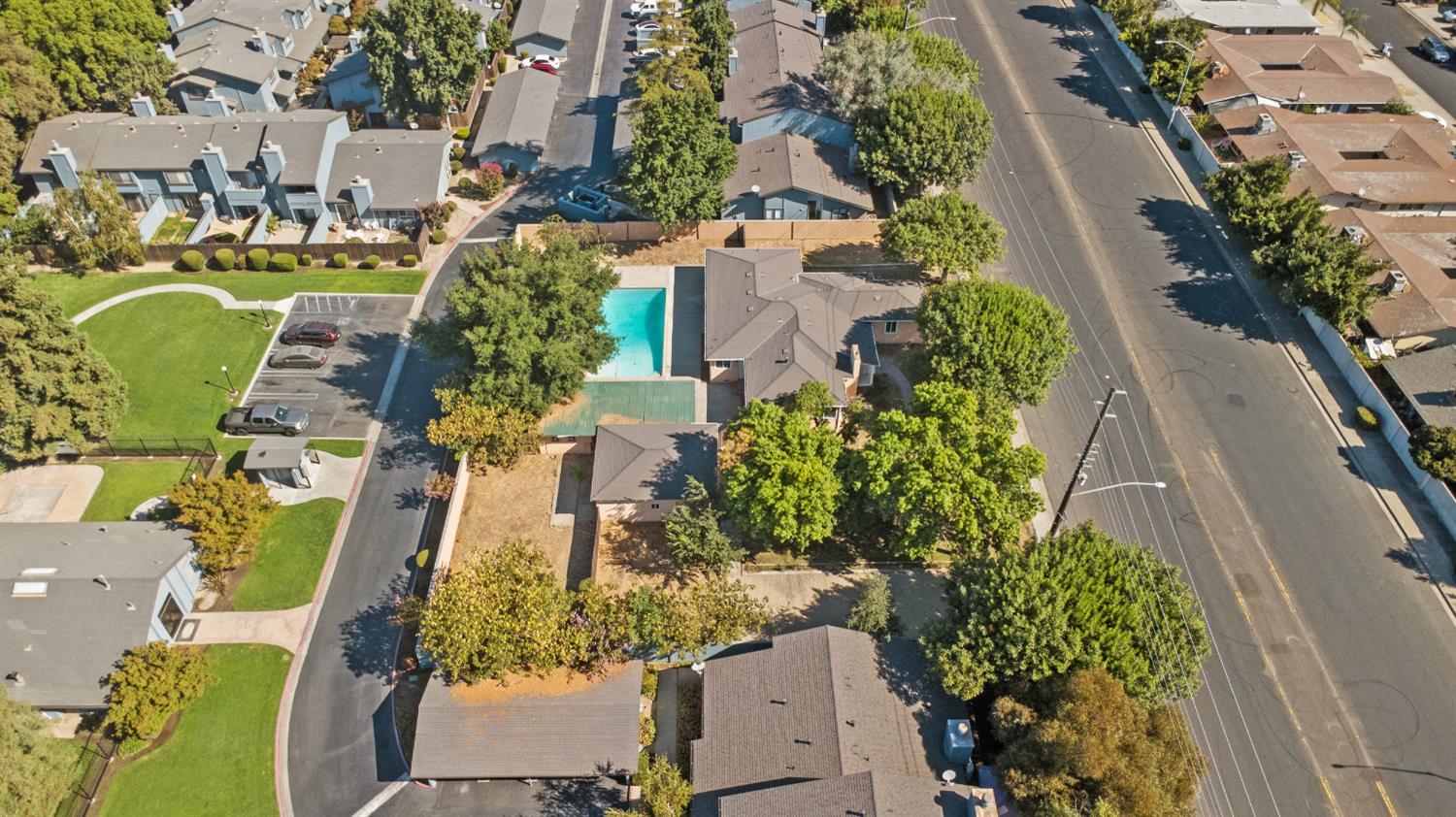 553 Lincoln Ave, Modesto, CA 95354