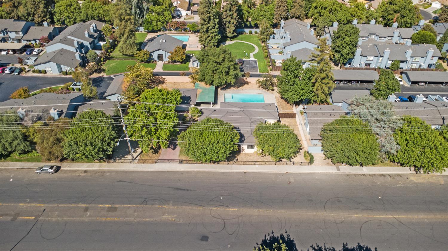 553 Lincoln Ave, Modesto, CA 95354
