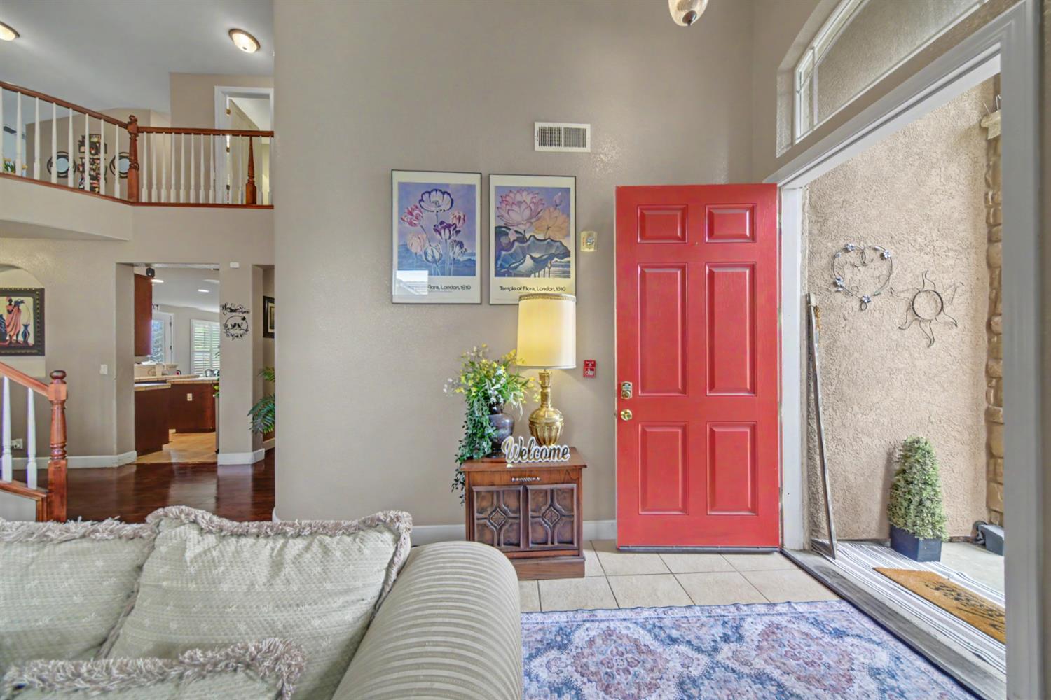 2226 Ryanlee Dr, Riverbank, CA 95367