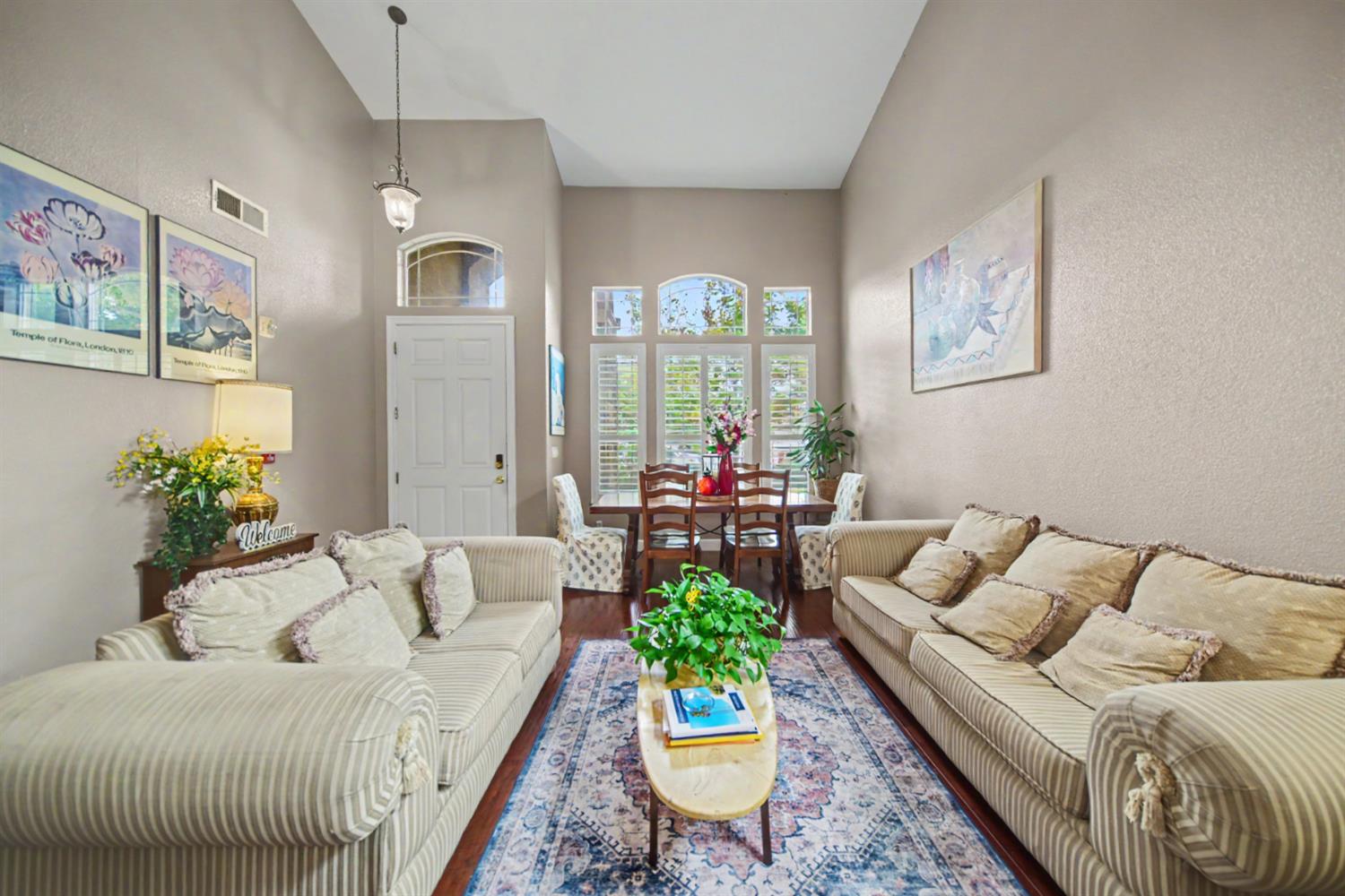2226 Ryanlee Dr, Riverbank, CA 95367