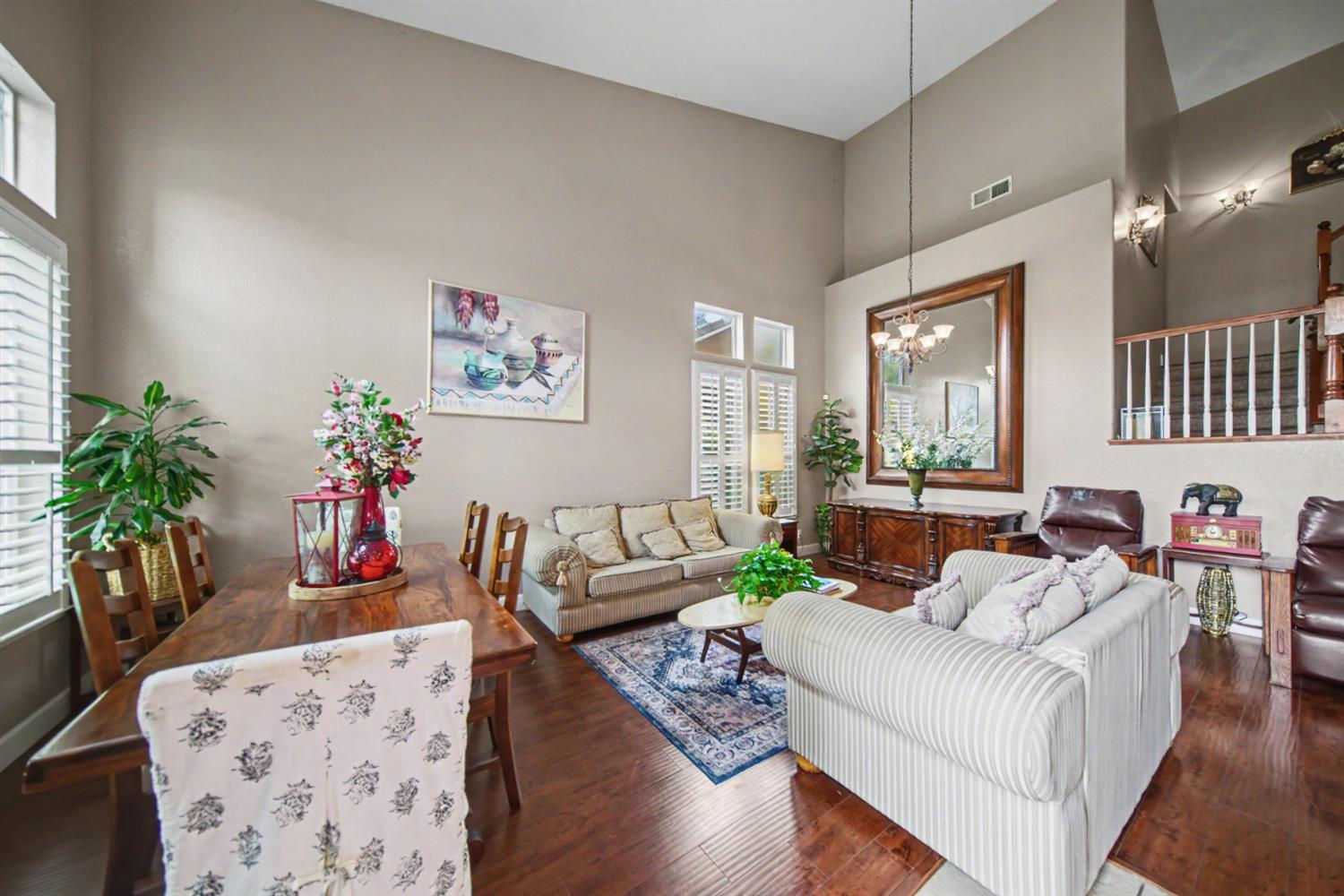 2226 Ryanlee Dr, Riverbank, CA 95367