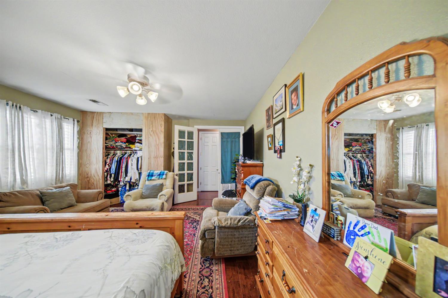 2226 Ryanlee Dr, Riverbank, CA 95367