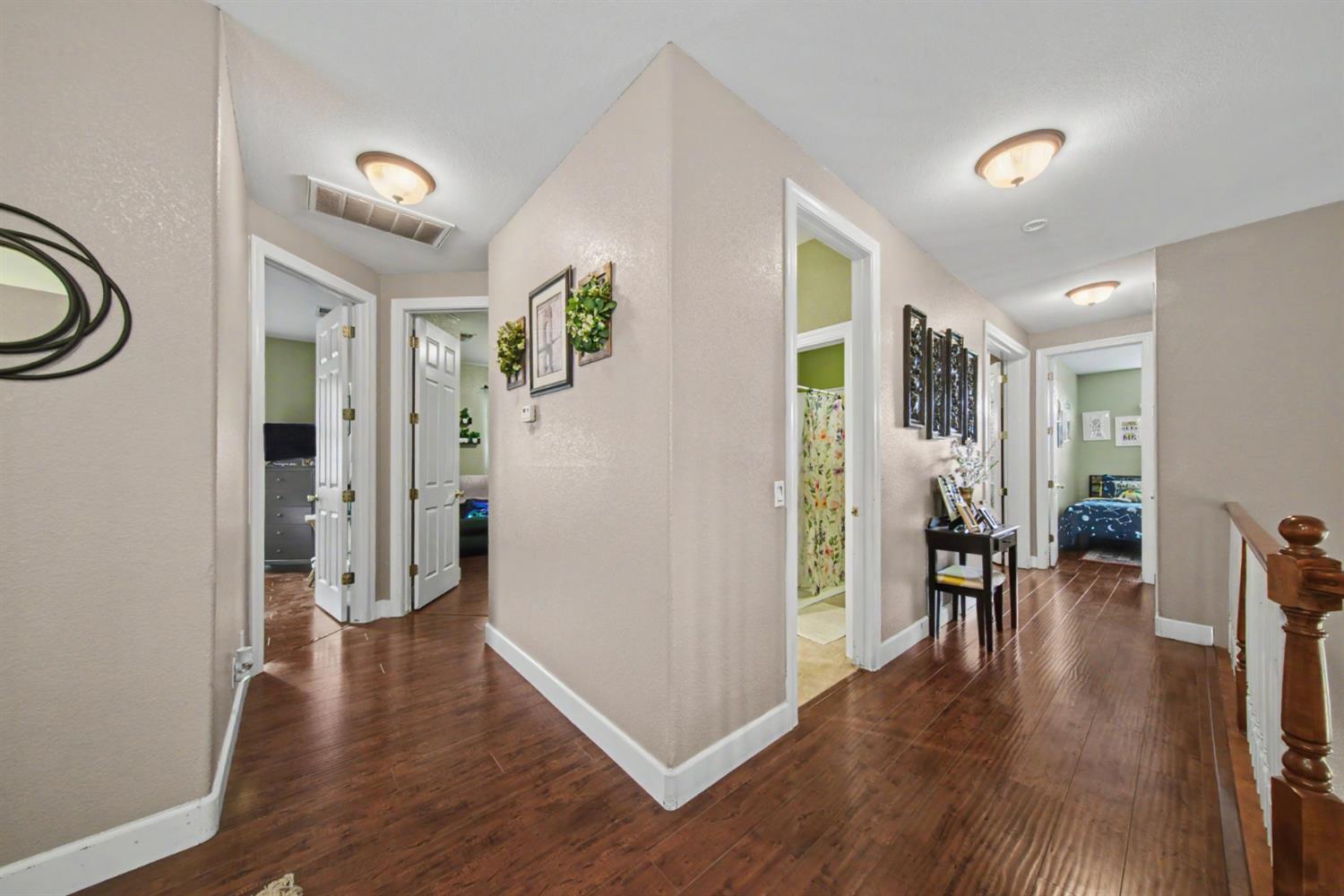 2226 Ryanlee Dr, Riverbank, CA 95367