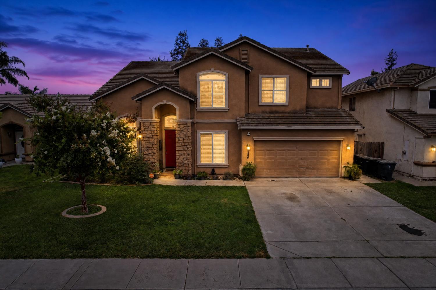 2226 Ryanlee Dr, Riverbank, CA 95367
