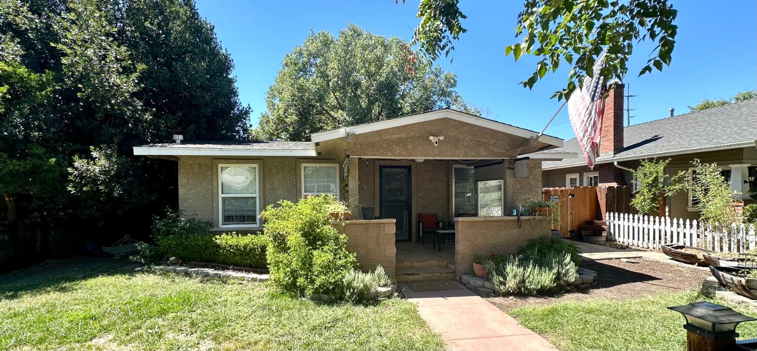 541 High St, Modesto, CA 95354