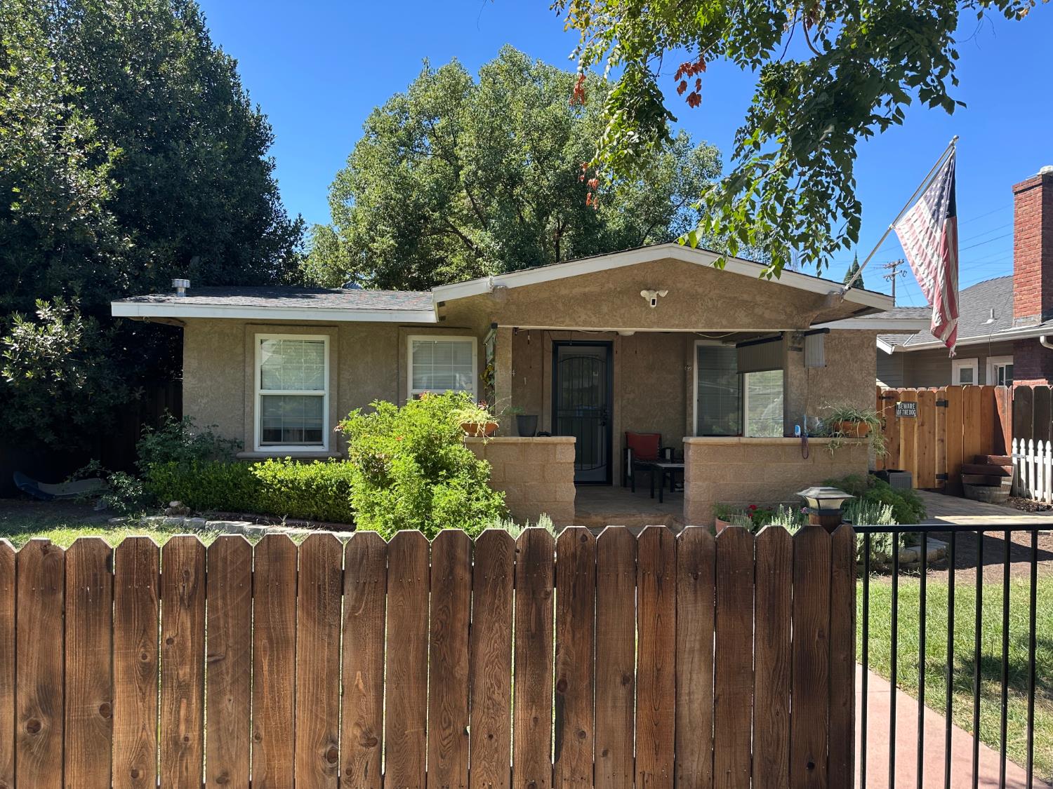 541 High St, Modesto, CA 95354