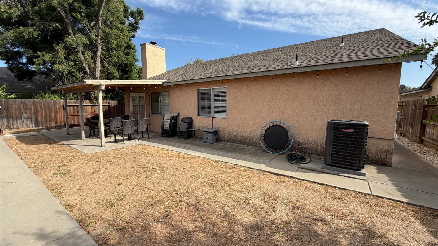 3405 Penny Ln, Modesto, CA 95354