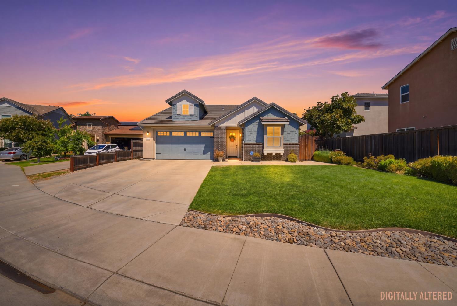 2725 Greenleaf St, Manteca, CA 95337