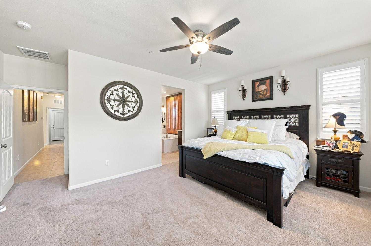 2725 Greenleaf St, Manteca, CA 95337