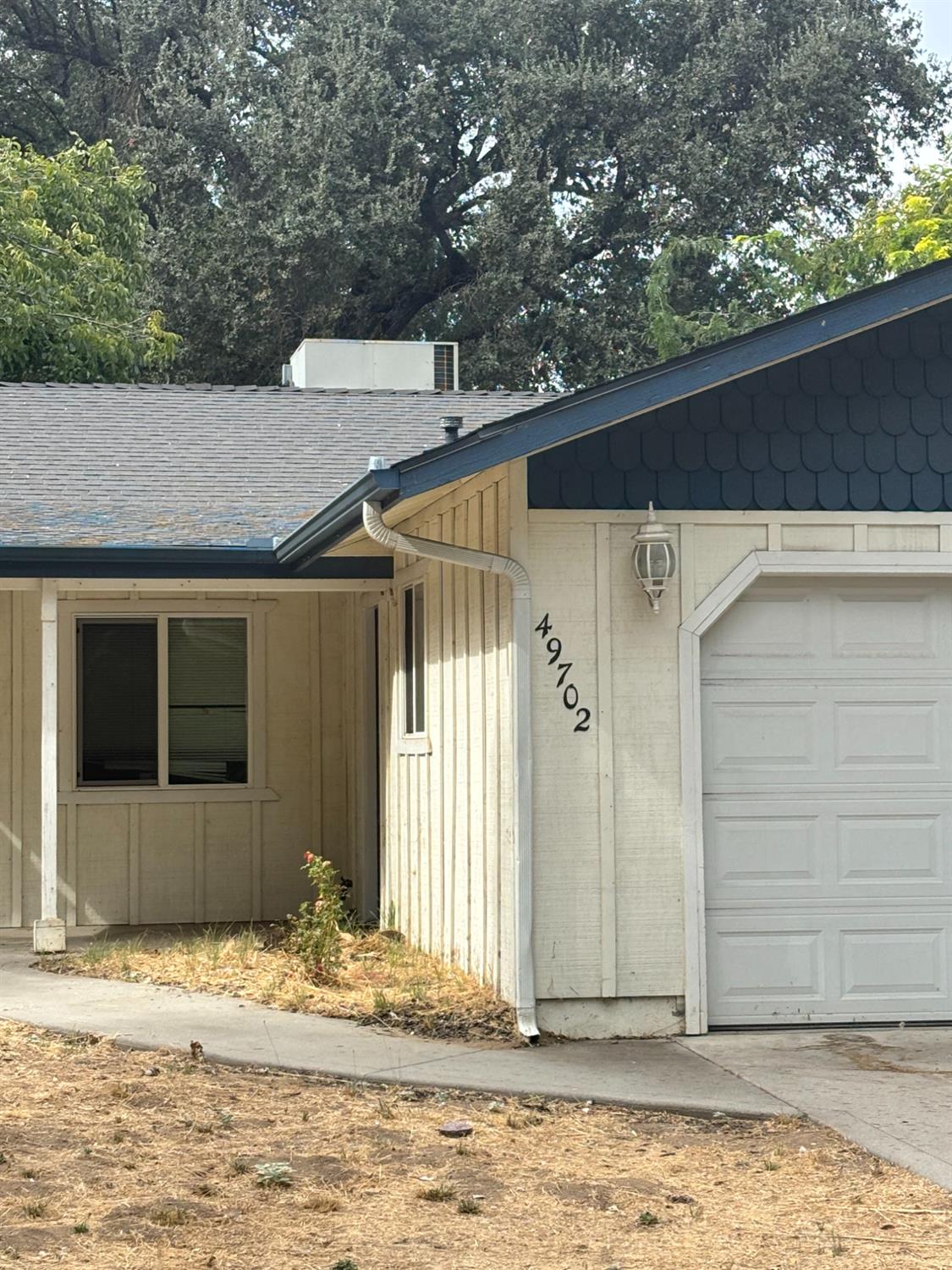 49702 Pierce Dr, Oakhurst, CA 93644