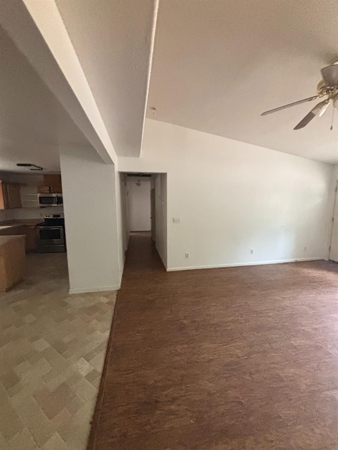 49702 Pierce Dr, Oakhurst, CA 93644
