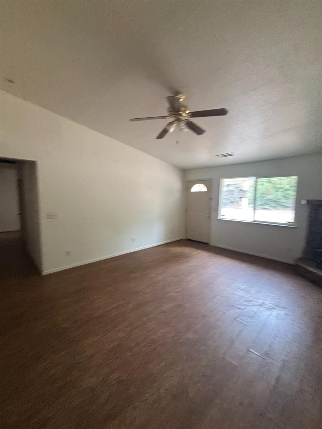 49702 Pierce Dr, Oakhurst, CA 93644