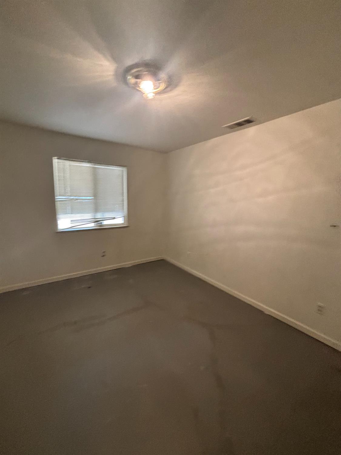 49702 Pierce Dr, Oakhurst, CA 93644