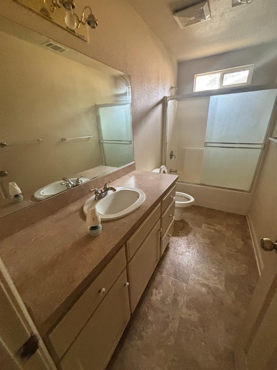 49702 Pierce Dr, Oakhurst, CA 93644