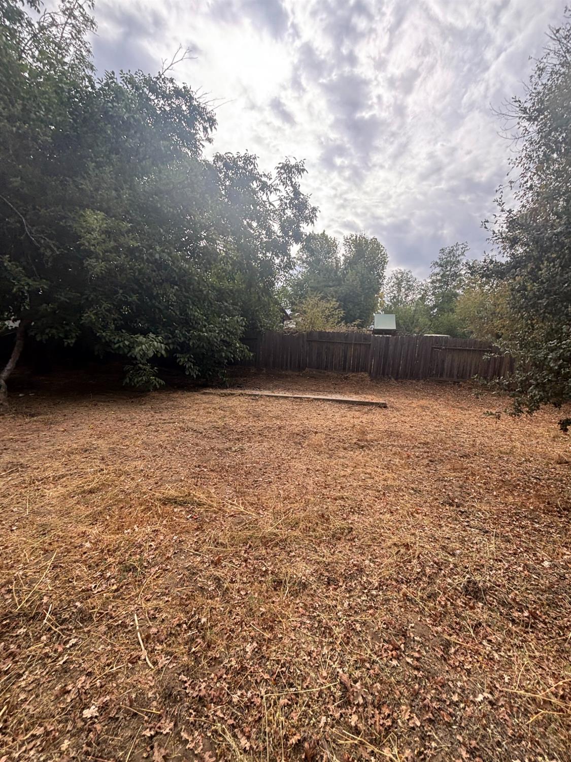 49702 Pierce Dr, Oakhurst, CA 93644