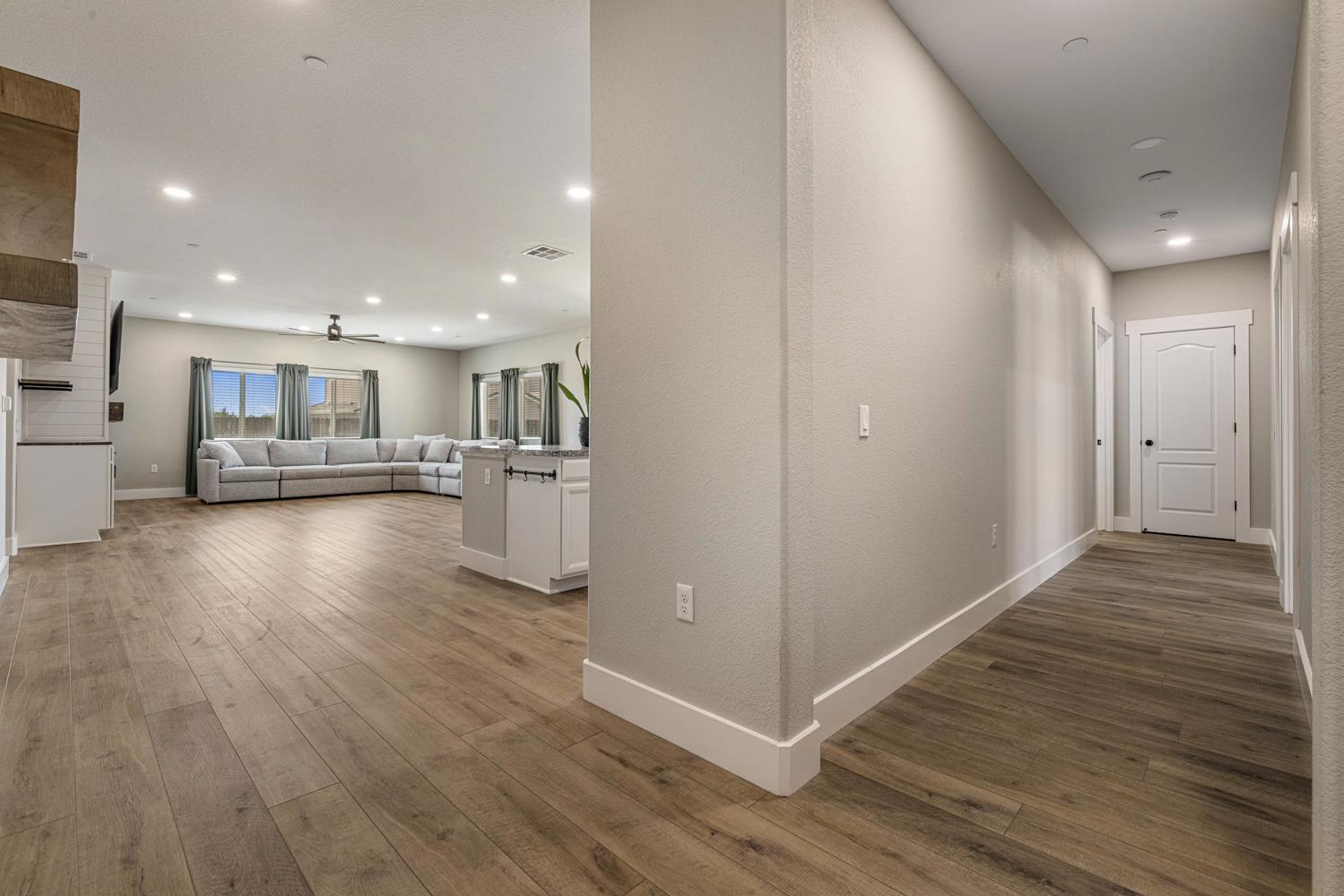 2697 Adams Ln, Manteca, CA 95337