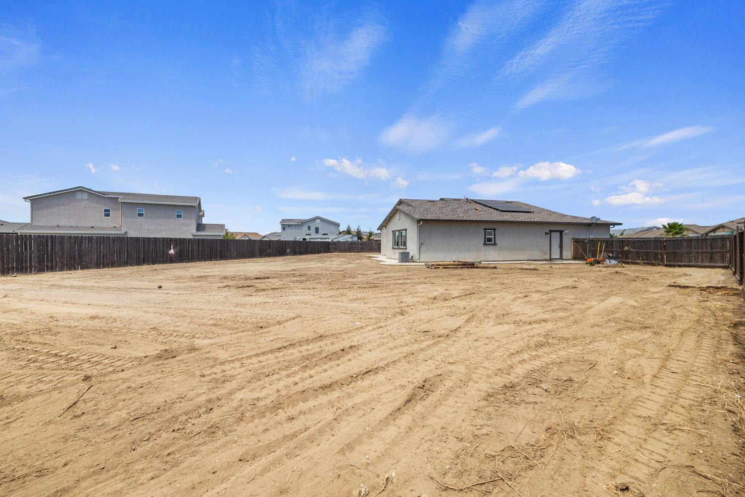 2697 Adams Ln, Manteca, CA 95337
