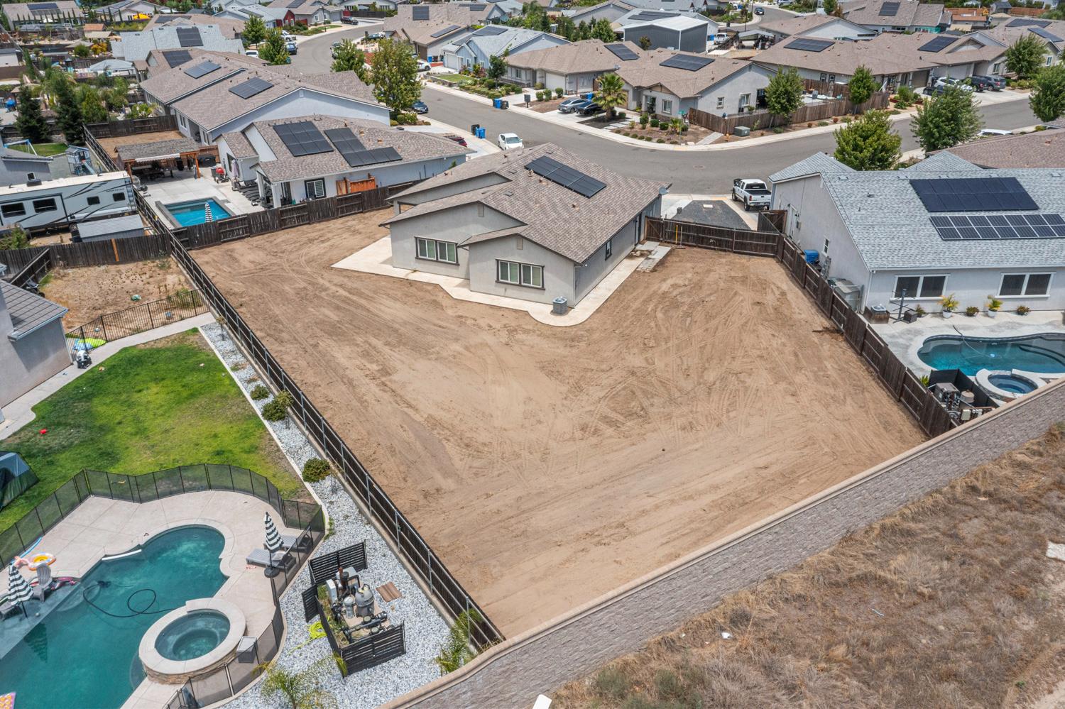 2697 Adams Ln, Manteca, CA 95337