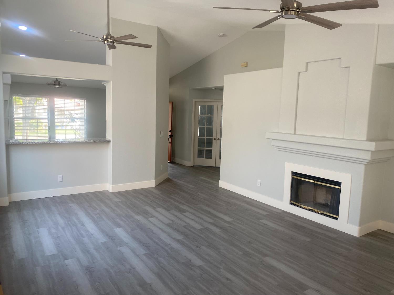 1455 Gold Rush Ct, Oakdale, CA 95361