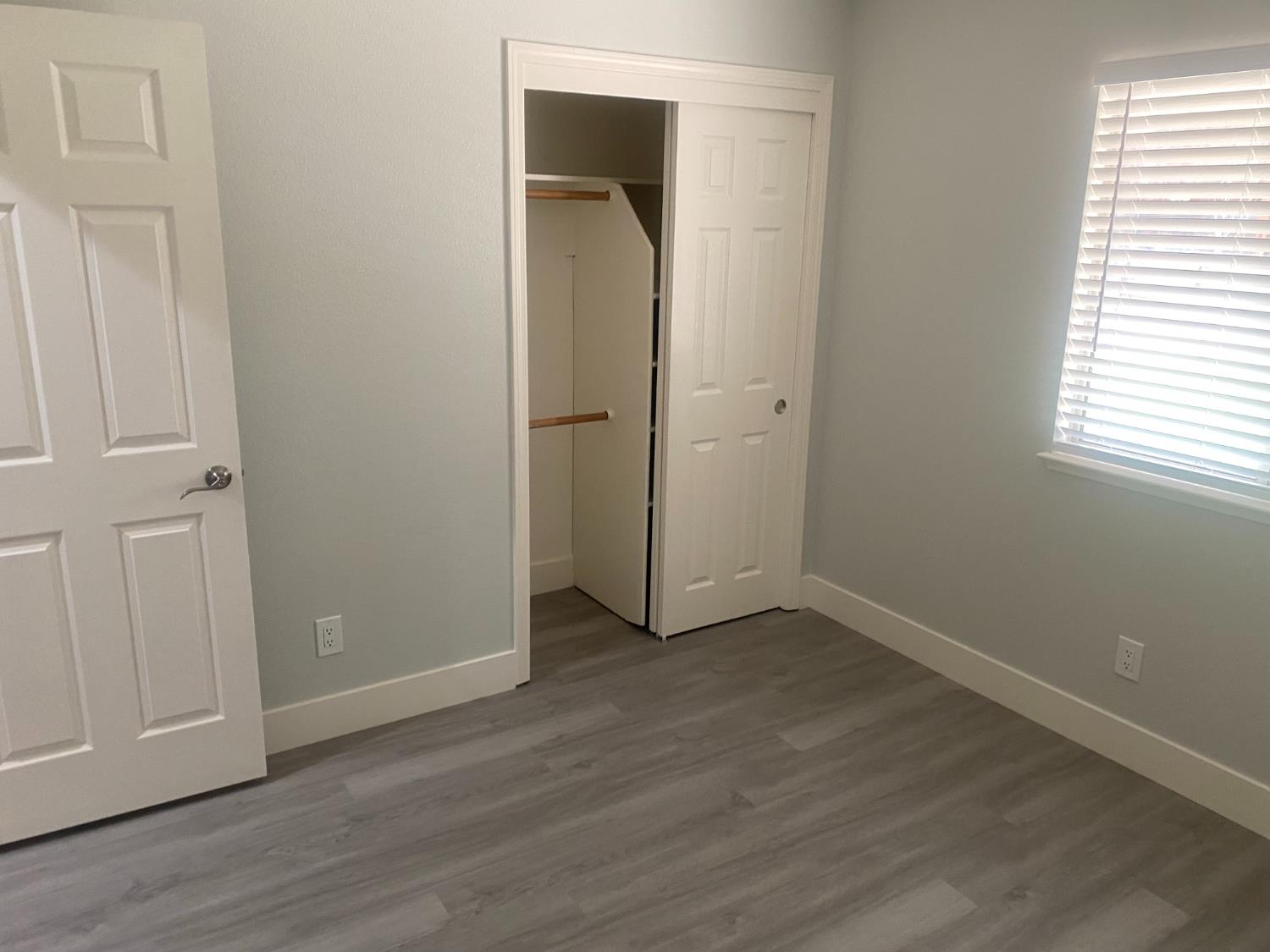 1455 Gold Rush Ct, Oakdale, CA 95361