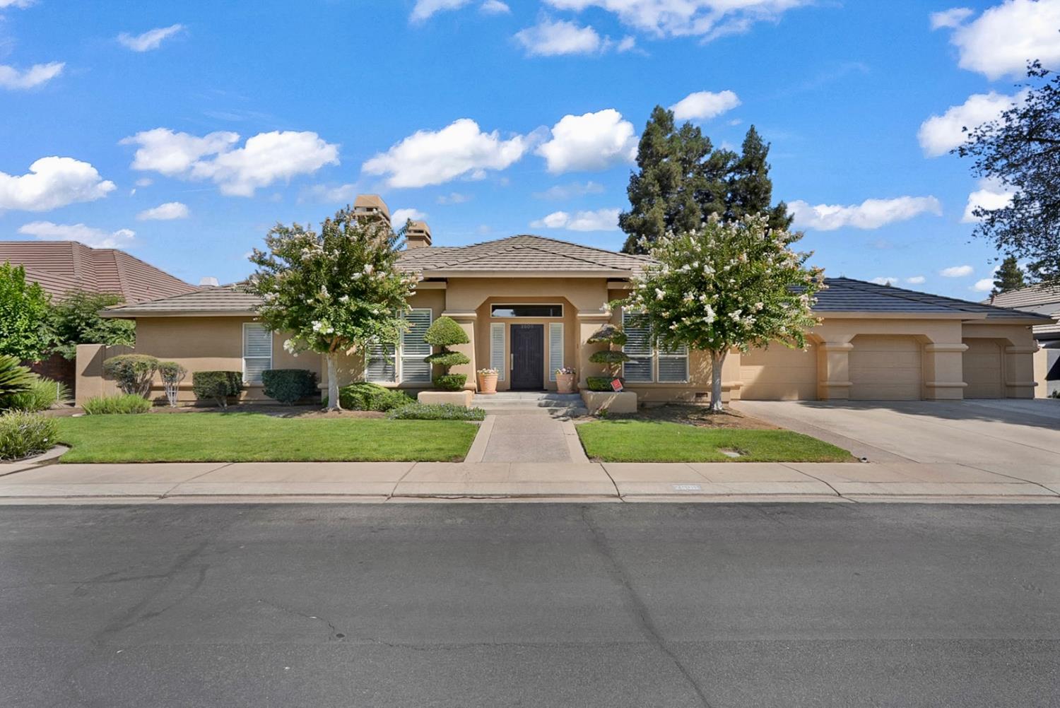 2609 Rembrandt Pl, Modesto, CA 95356