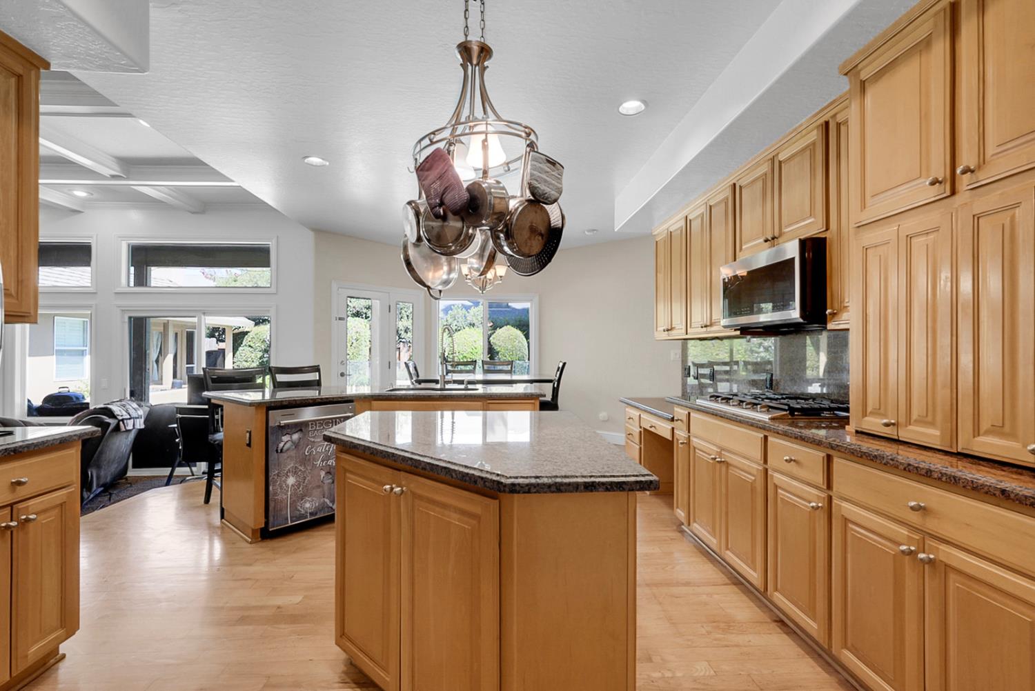 2609 Rembrandt Pl, Modesto, CA 95356