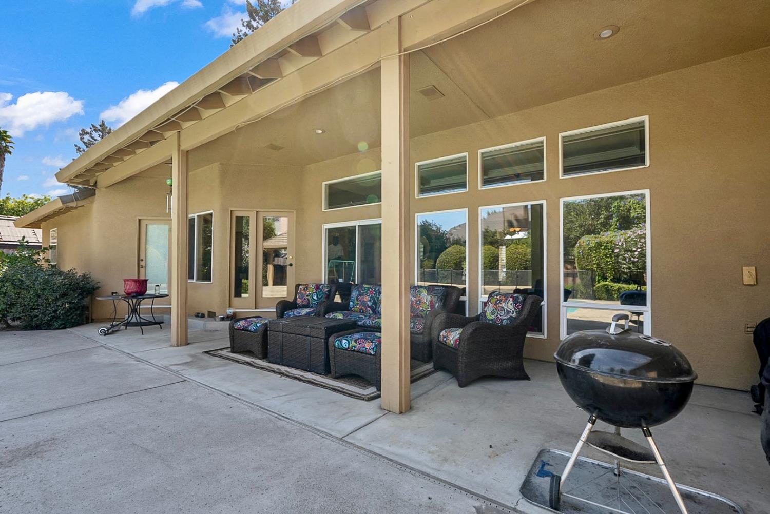 2609 Rembrandt Pl, Modesto, CA 95356