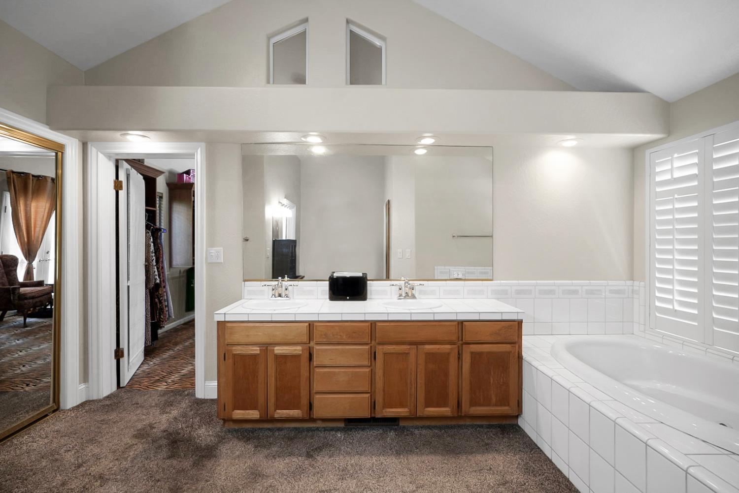 2609 Rembrandt Pl, Modesto, CA 95356