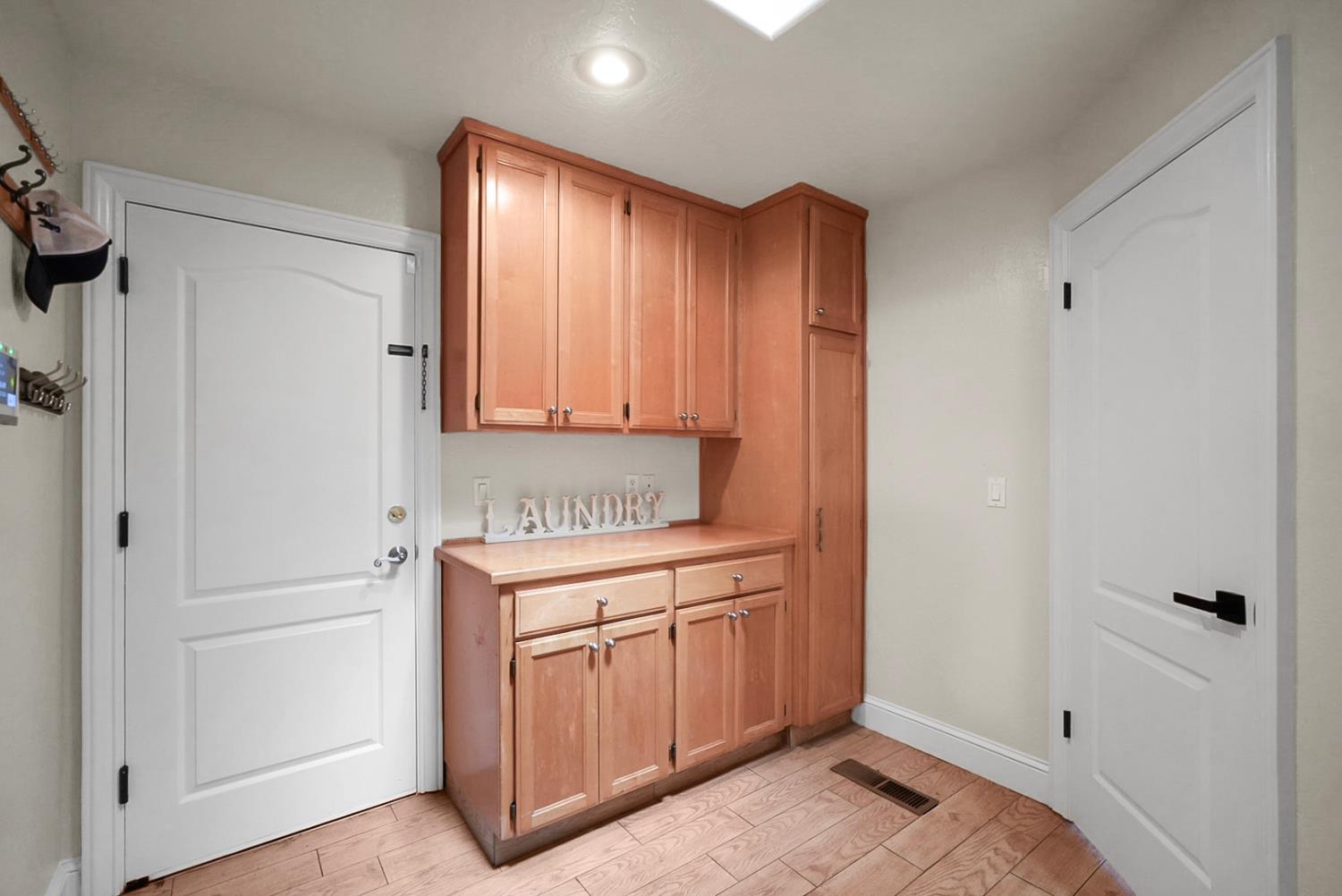 2609 Rembrandt Pl, Modesto, CA 95356