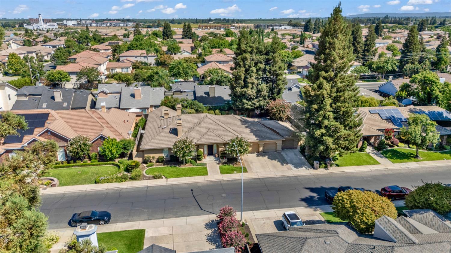 2609 Rembrandt Pl, Modesto, CA 95356
