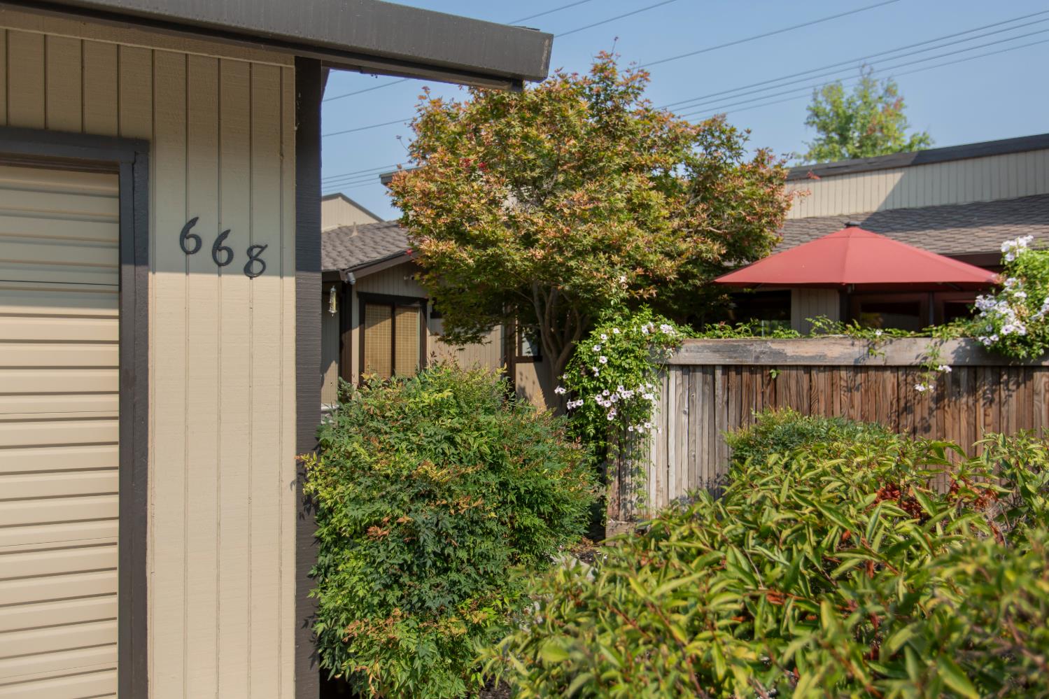668 Shadowview Ct, Turlock, CA 95382