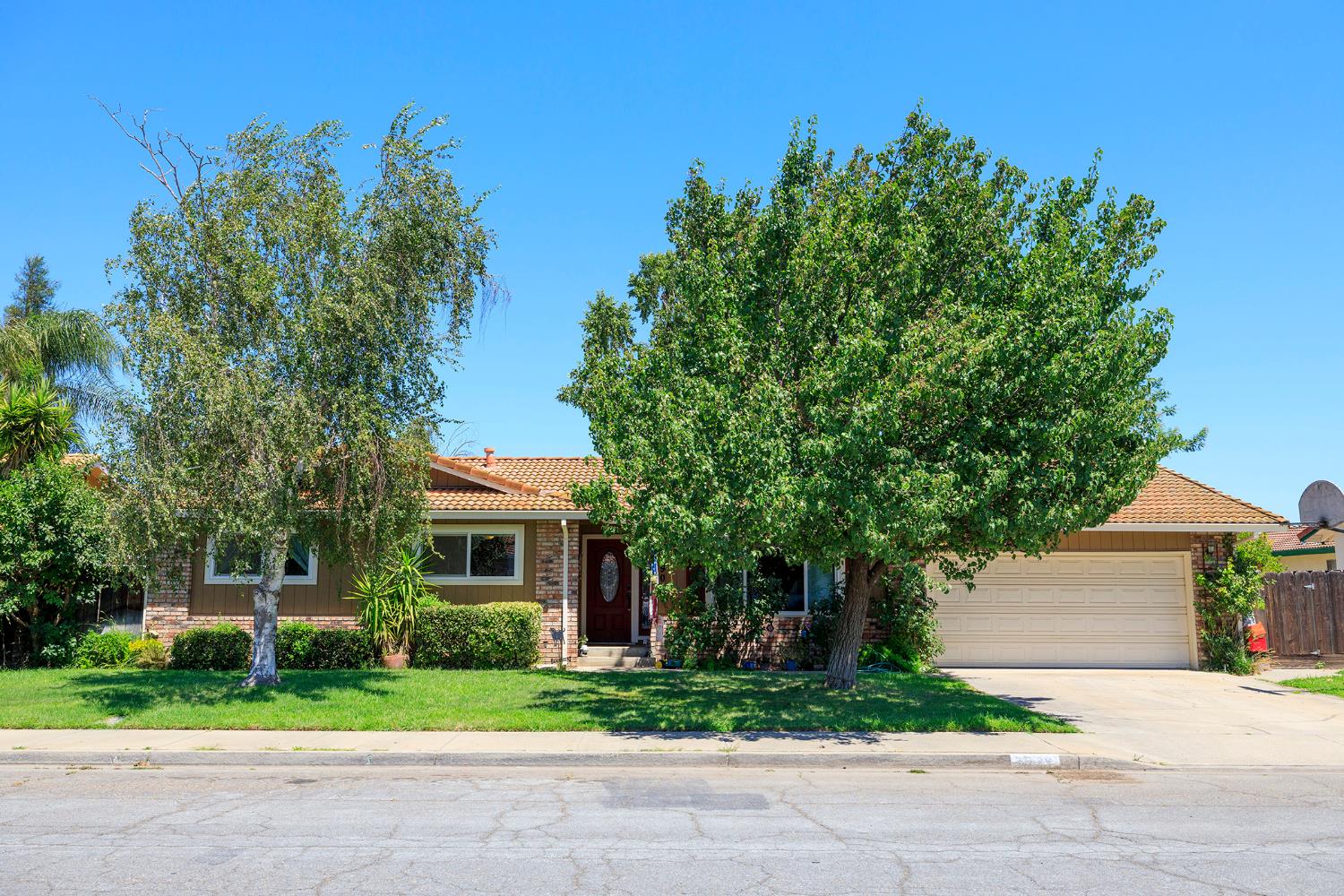 3290 Vanderbilt Ave, Turlock, CA 95382