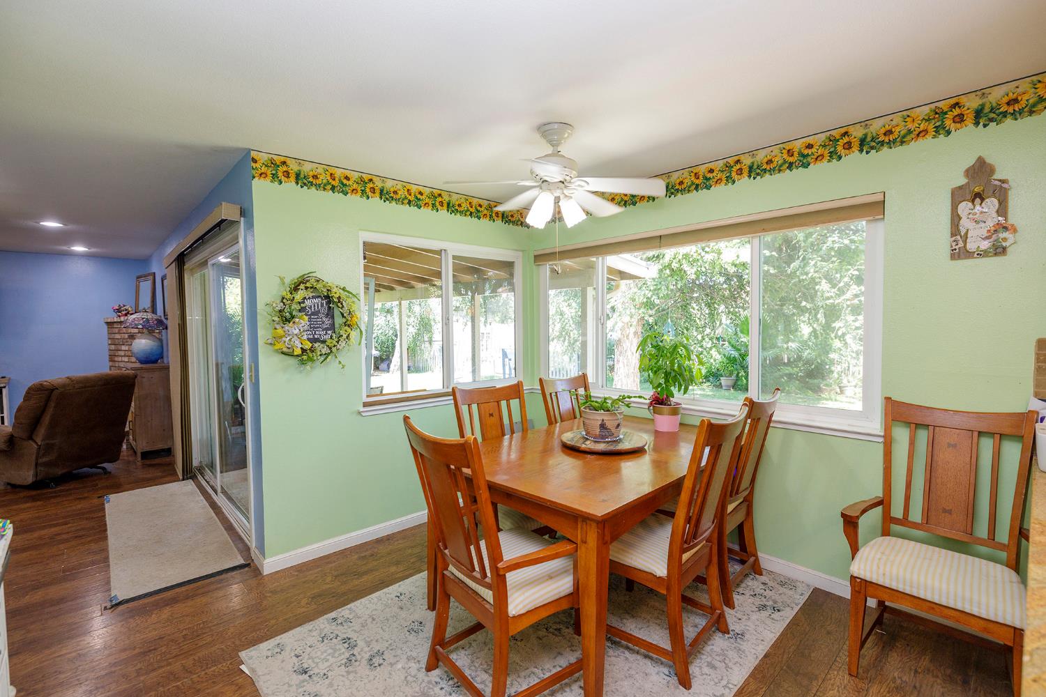 3290 Vanderbilt Ave, Turlock, CA 95382