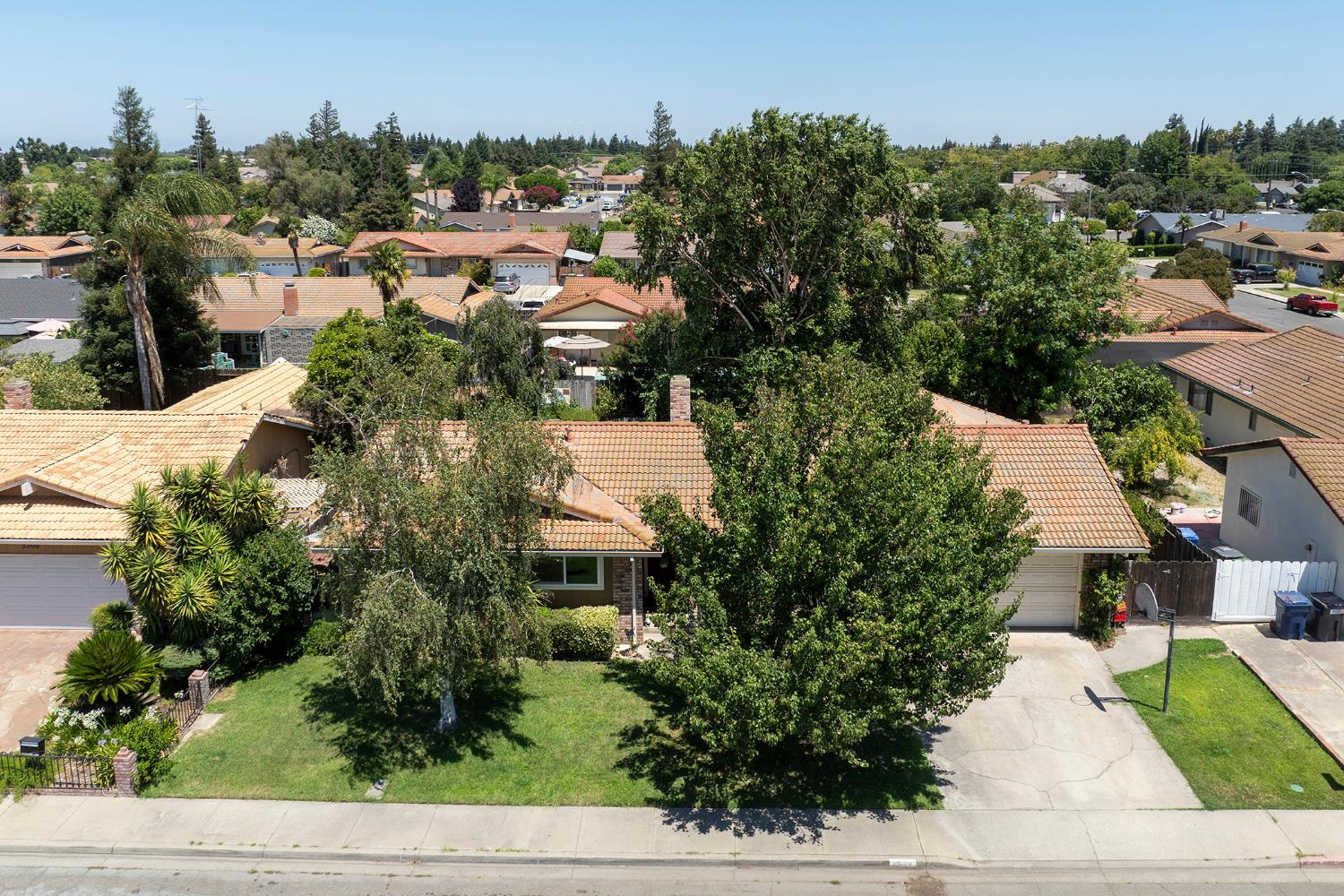 3290 Vanderbilt Ave, Turlock, CA 95382