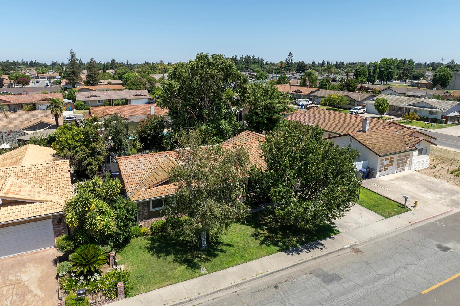 3290 Vanderbilt Ave, Turlock, CA 95382