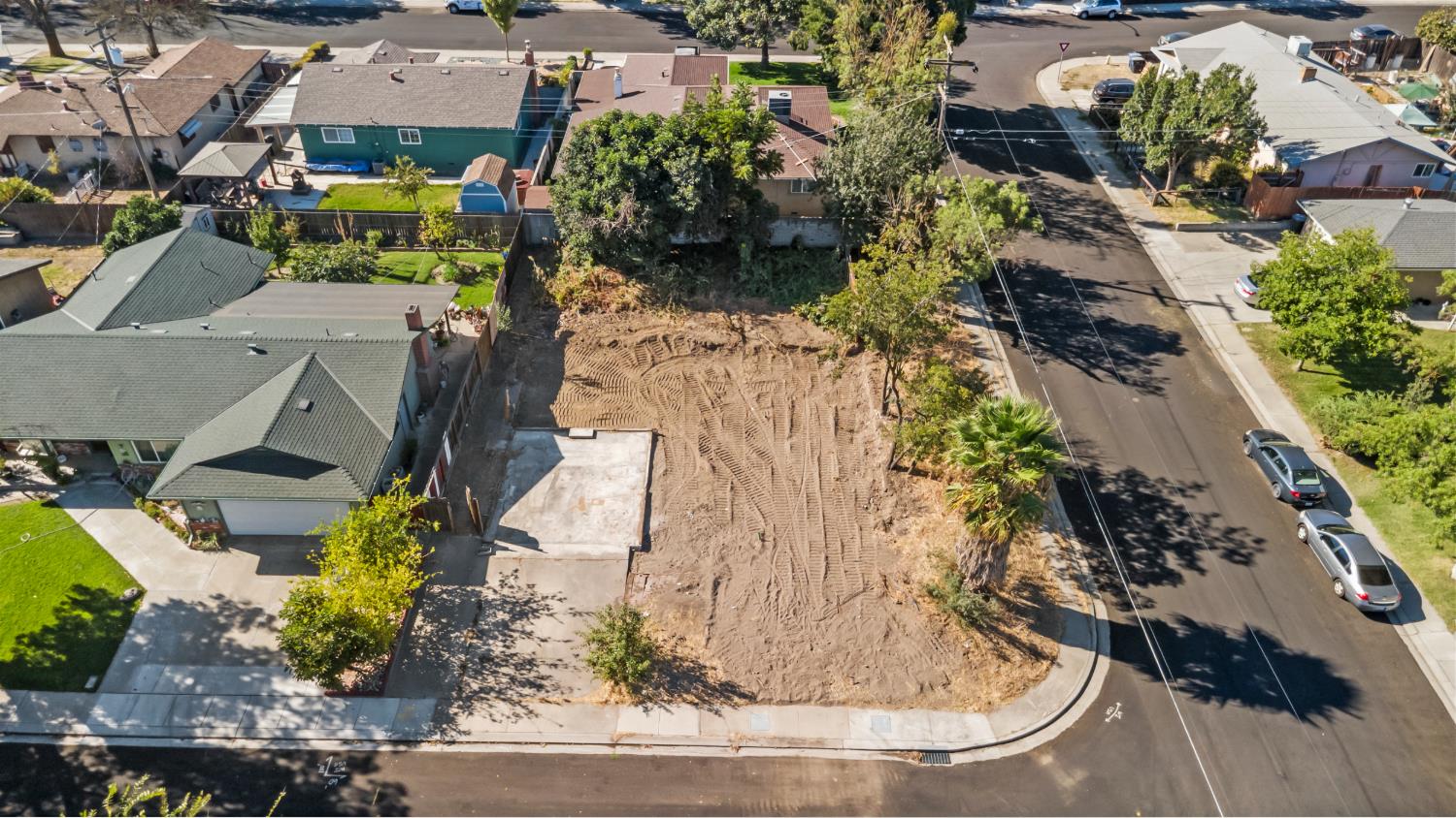 1648 Ascot Dr, Modesto, CA 95350