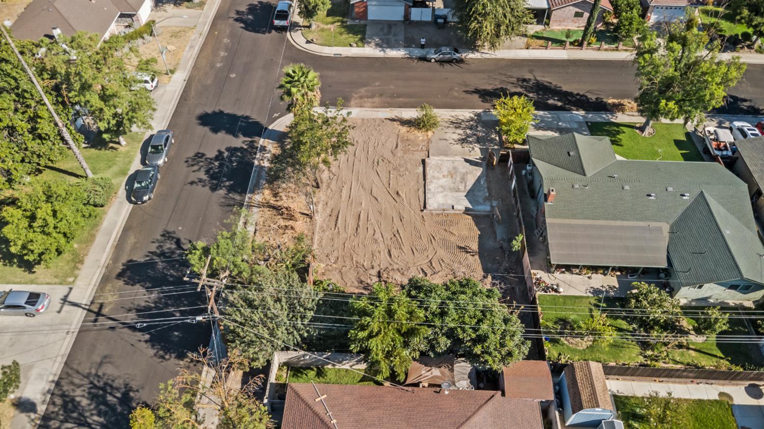 1648 Ascot Dr, Modesto, CA 95350