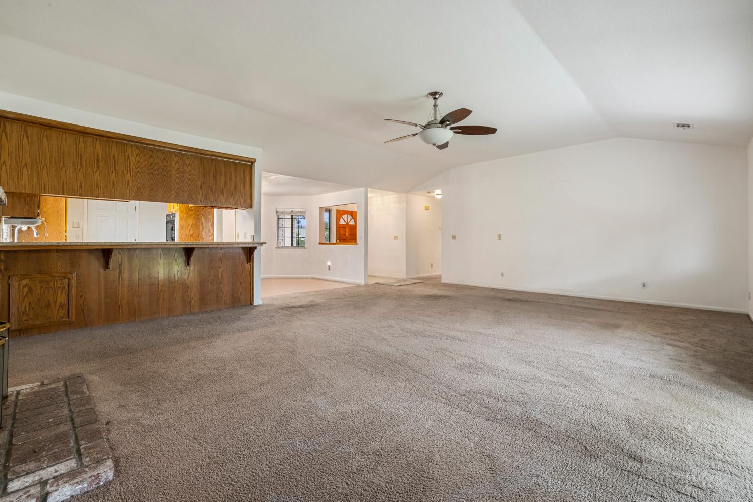 1200 Moffett Rd, Modesto, CA 95351
