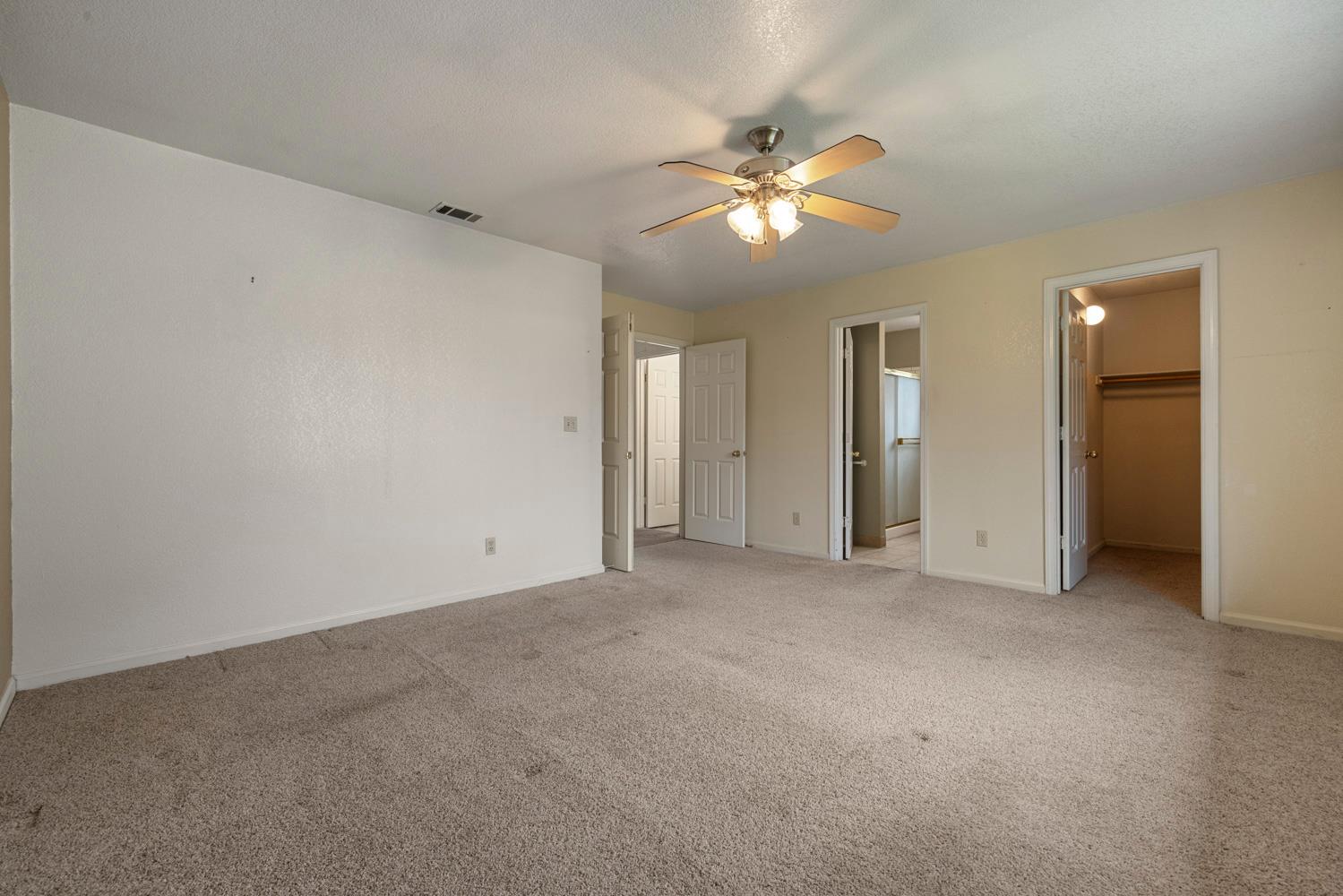1200 Moffett Rd, Modesto, CA 95351