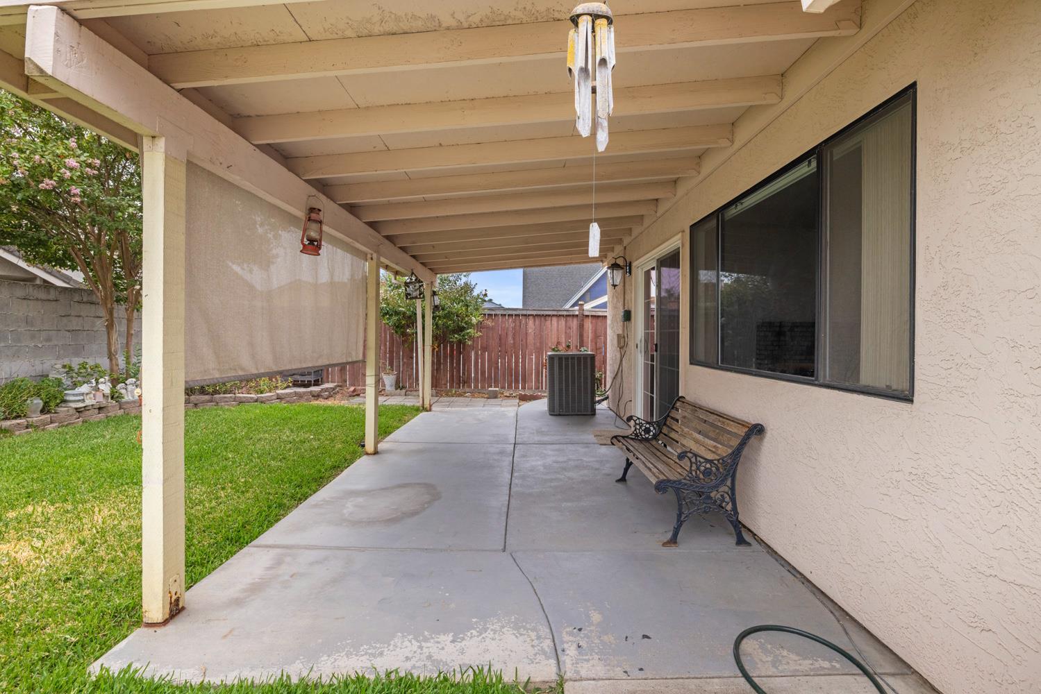 1200 Moffett Rd, Modesto, CA 95351